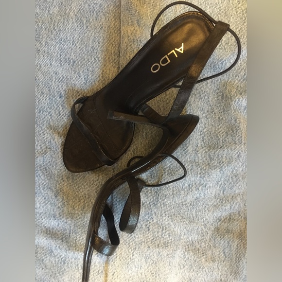 Elegant Black Classic Leather High Heel Straps Aldo Evening Dress Up Sandals - Picture 7 of 7